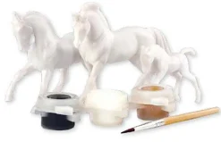 Clearance REEVES INTERNATIONAL Breyer® Horse Family Paint & Play