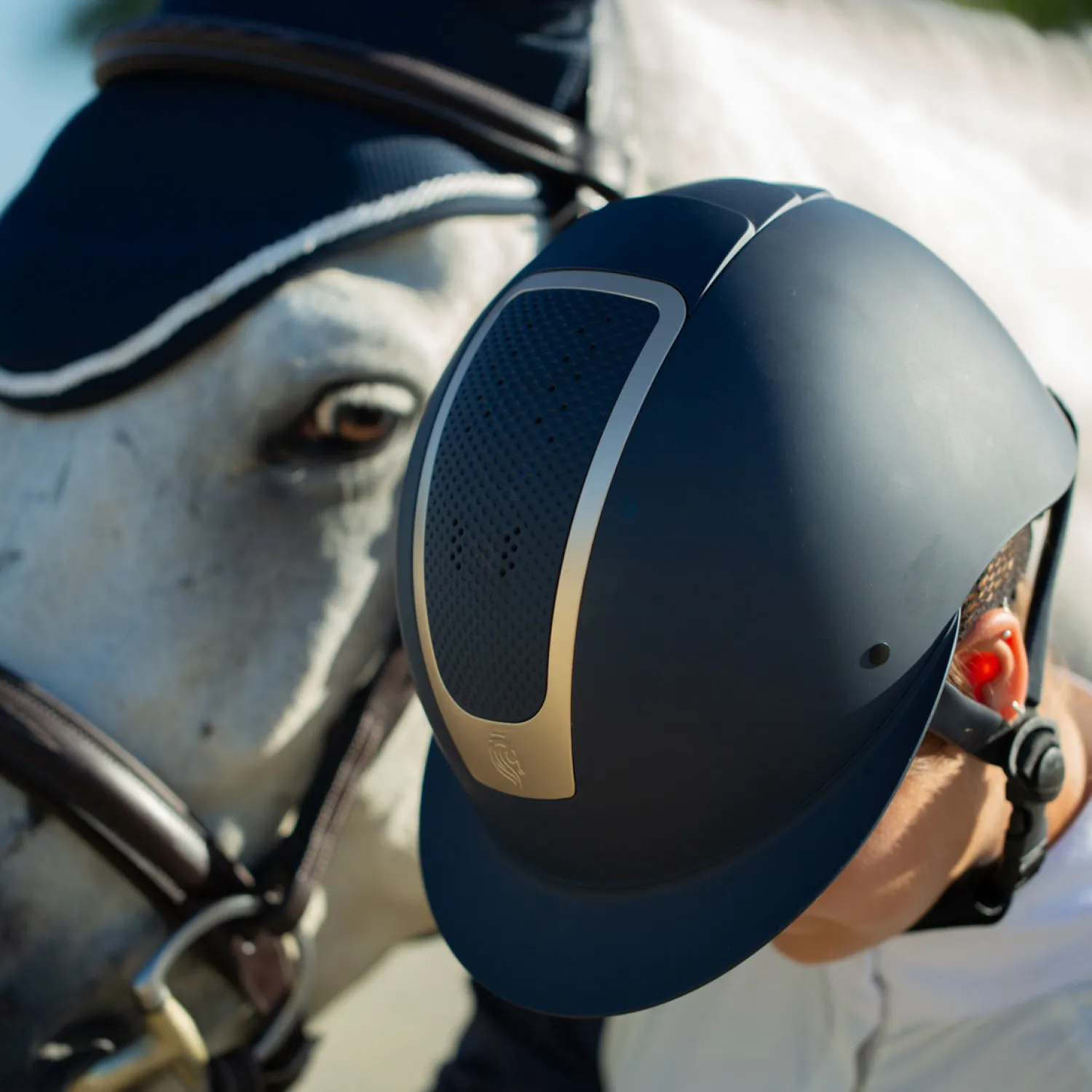 Discount EQUINAVIA Crown MIPS® Riding Helmet**