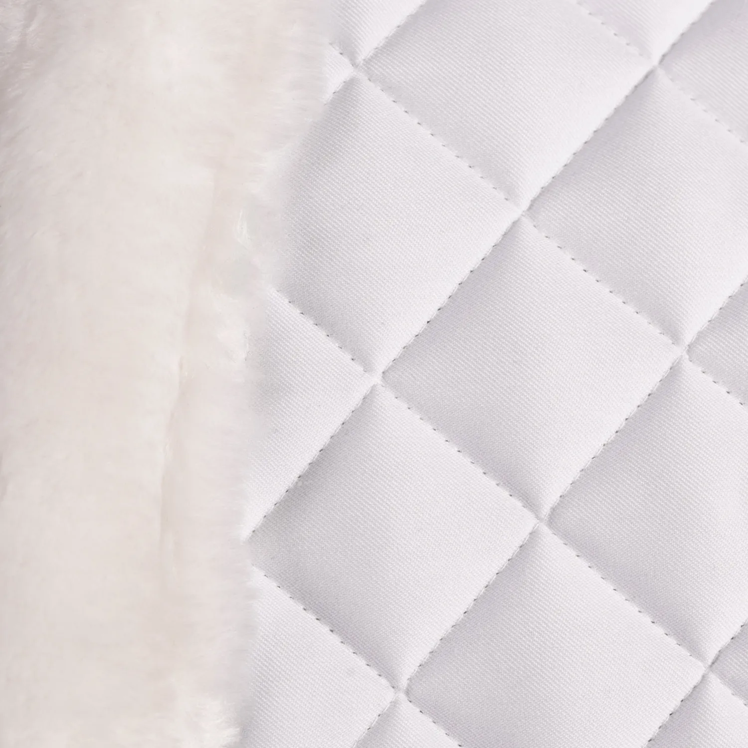 New EQUINAVIA Eidsvoll Ultra Fleece Trimmed Show Pad White