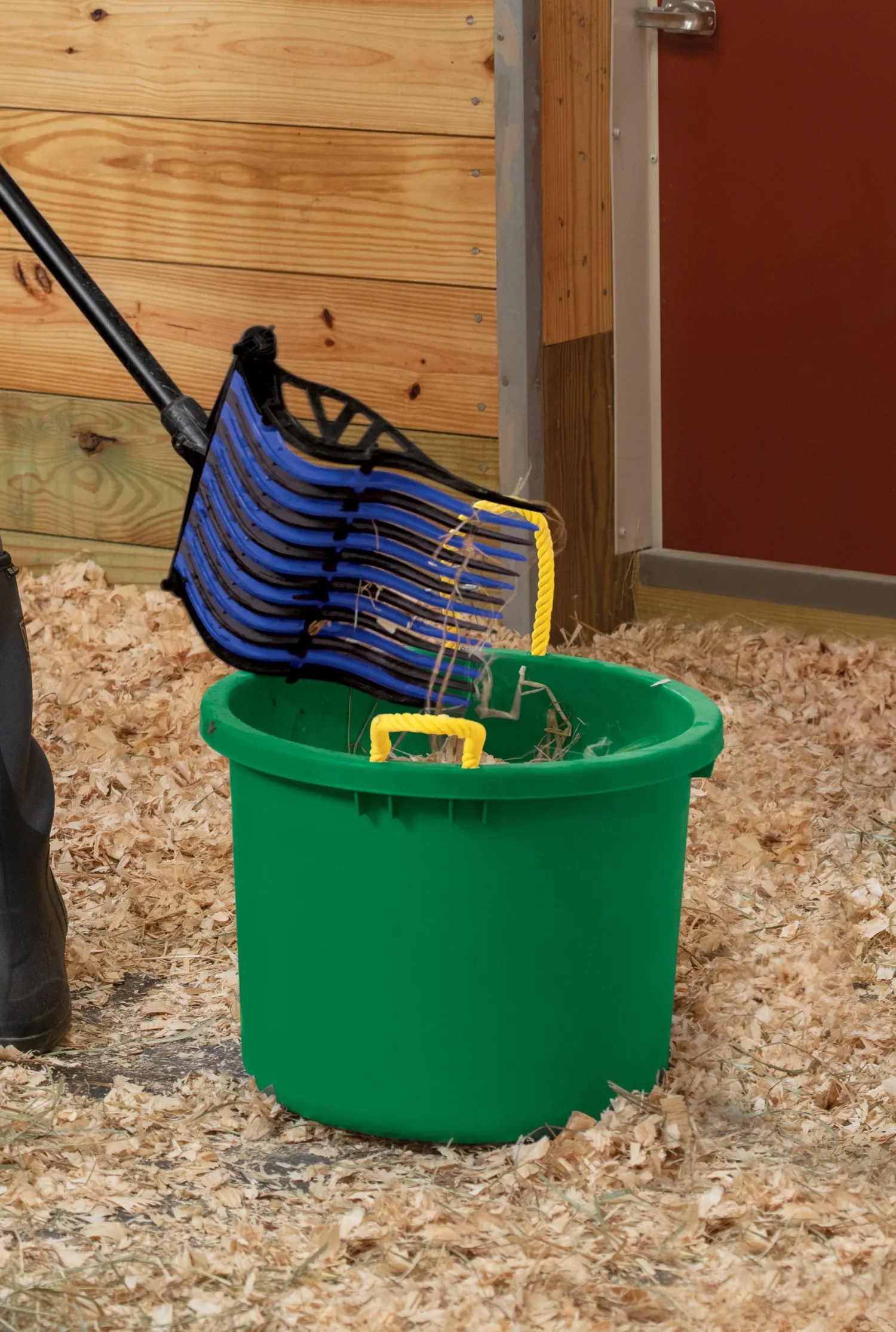 Sale BRADLEY CALDWELL Fortiflex® 70-Quart Muck Bucket