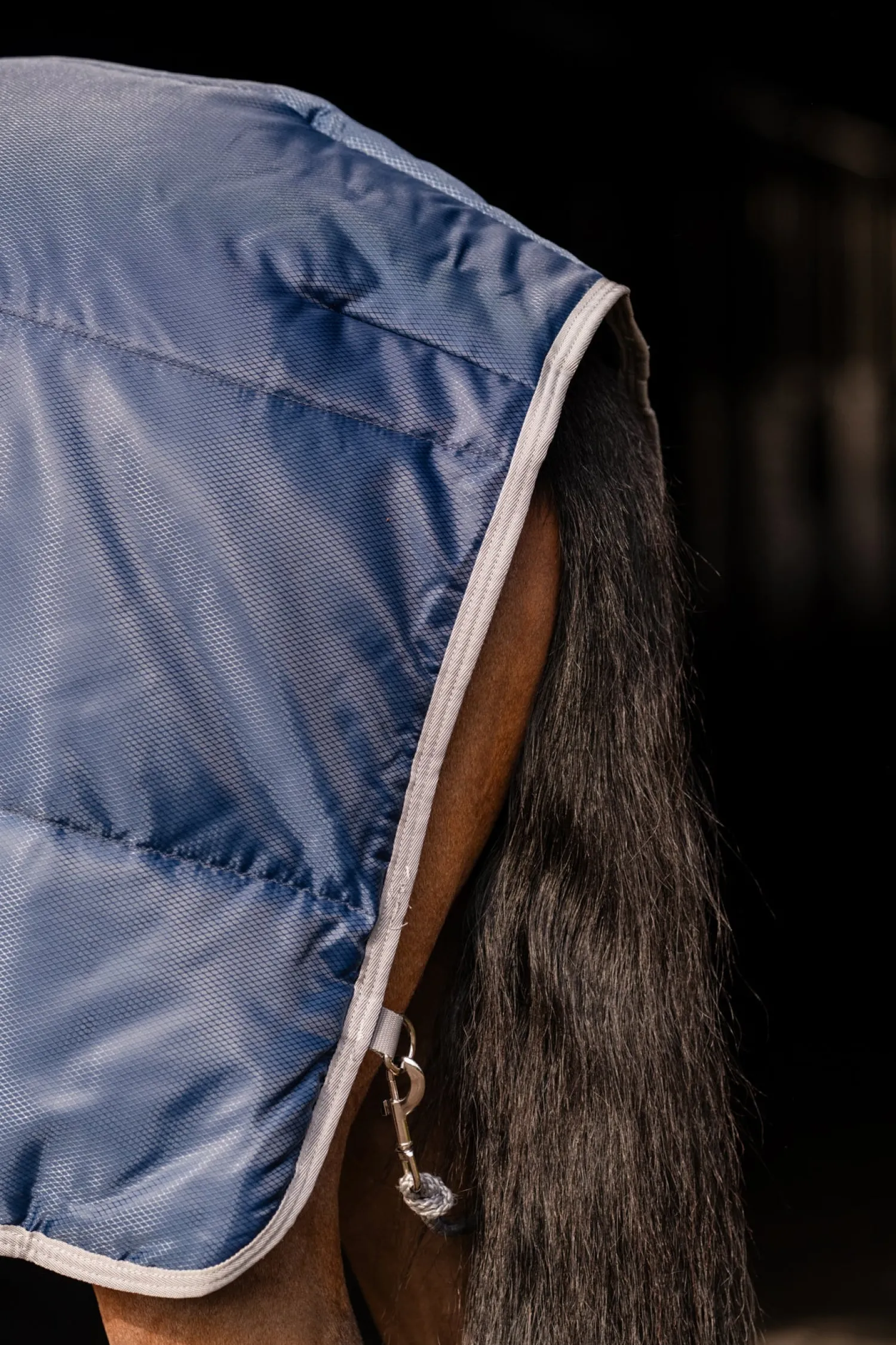 HORSEWARE ® Ireland Amigo® Ripstop Insulator Pony Stable Blanket - 100G Navy/Titanium Grey