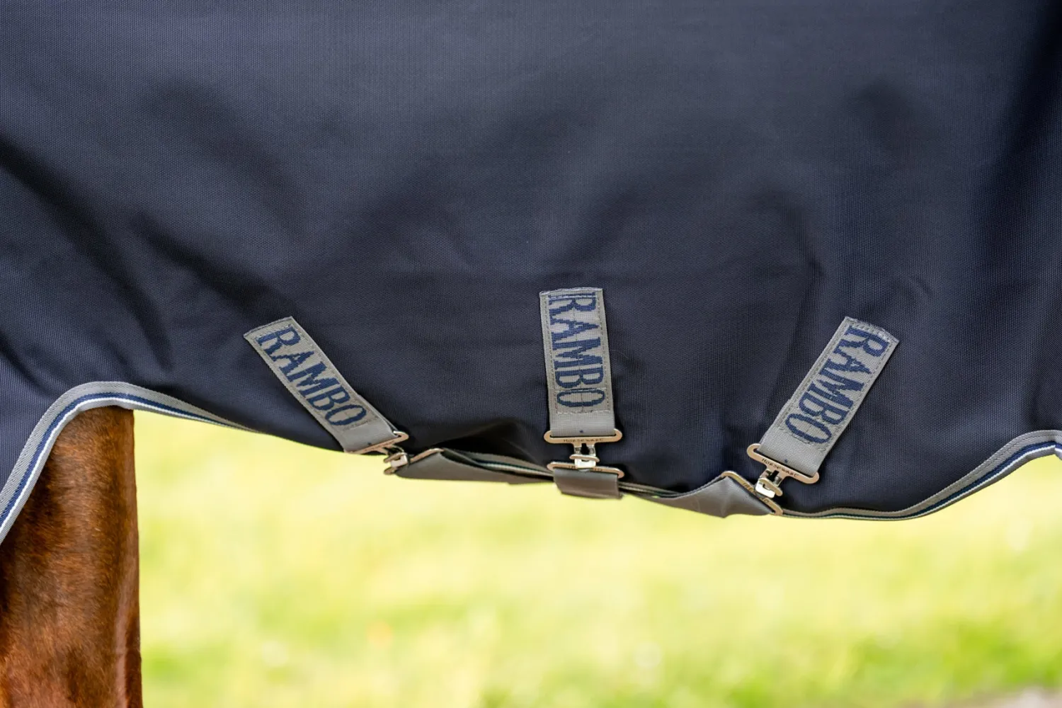Outlet HORSEWARE ® Ireland Rambo® 1680D Vari-Layer Plus Medium Turnout–250G
