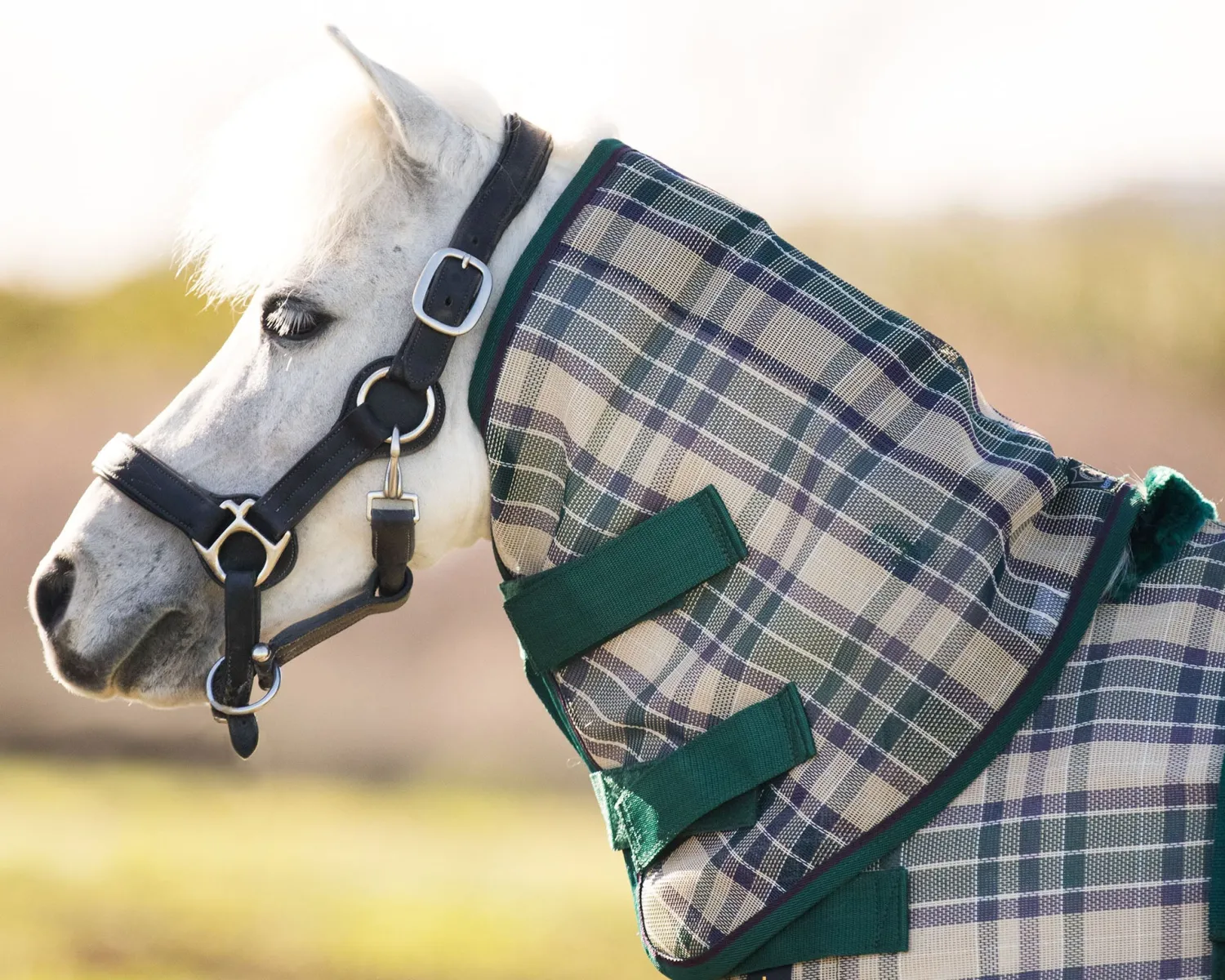 Discount KENSINGTON ™ Mini Protective Neck Cover