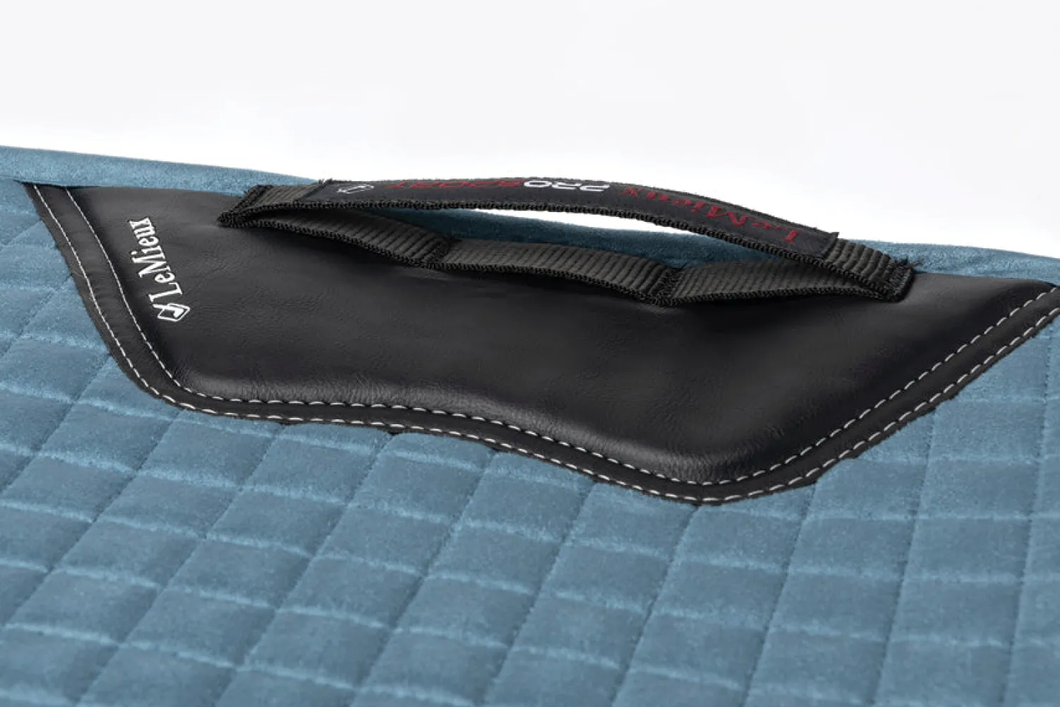 Outlet HORSE HEALTH TRADE LeMieux® Suede Dressage Square Pad