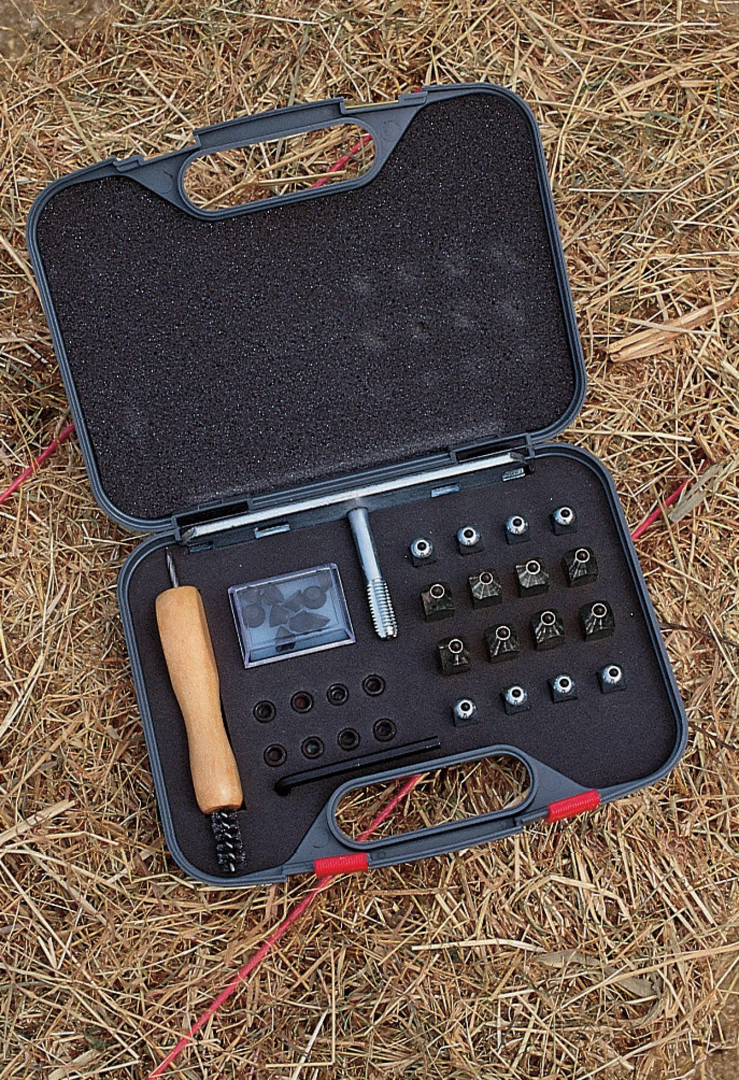 Best WEATHERBEETA Stud Kit