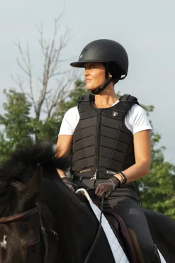 Discount PHOENIX PERFORMANCE Tipperary™ Adults’ Contender ASTM Vest Black